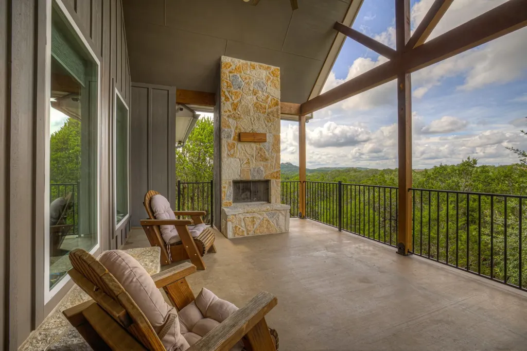 562 Toye Boulevard Canyon Lake TX 78133