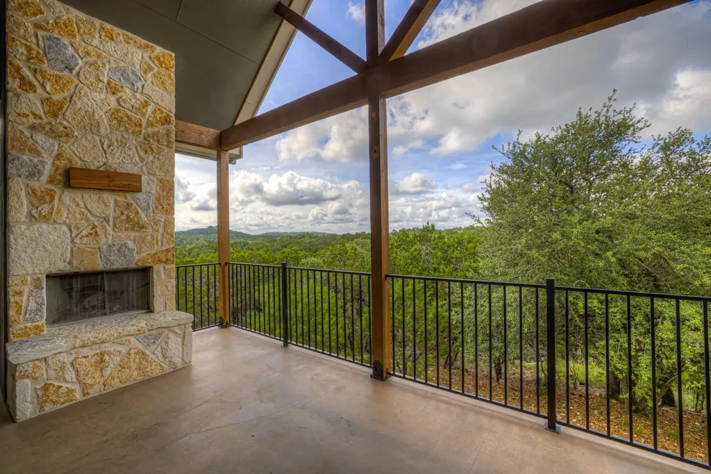 562 Toye Boulevard Canyon Lake TX 78133