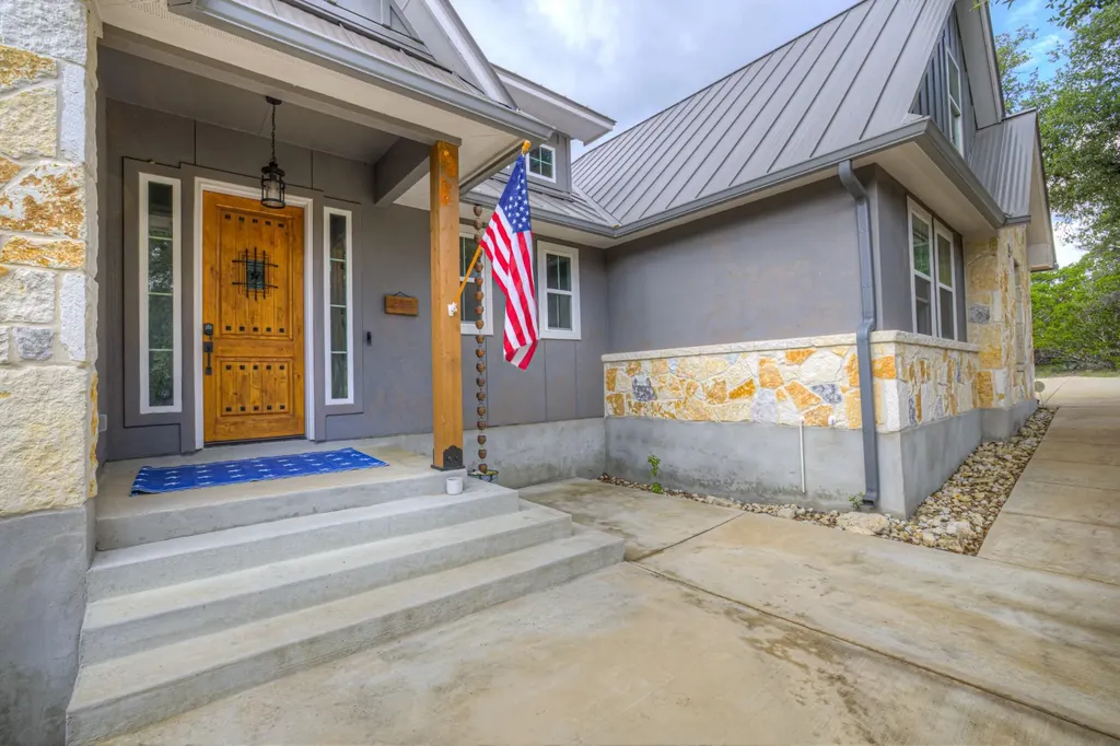 562 Toye Boulevard Canyon Lake TX 78133