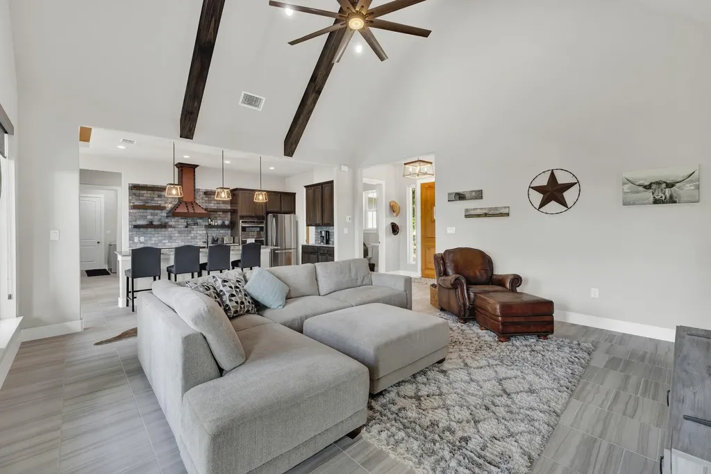 562 Toye Boulevard Canyon Lake TX 78133