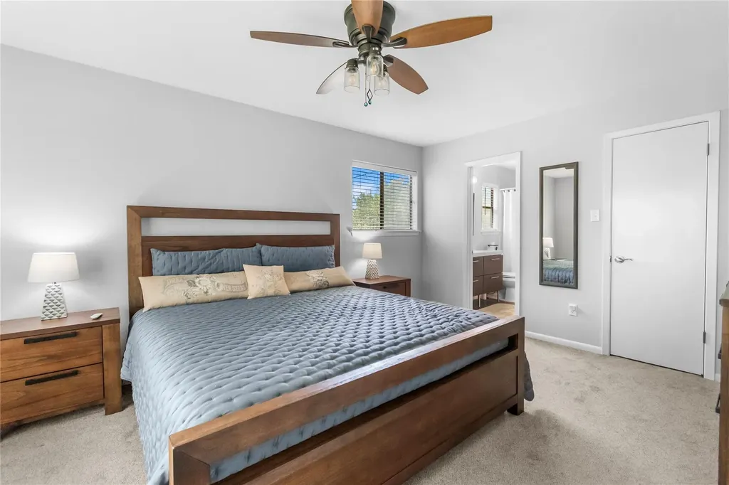 210 Teeoff Horseshoe Bay TX 78657