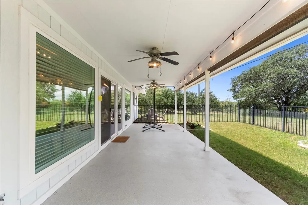 210 Teeoff Horseshoe Bay TX 78657