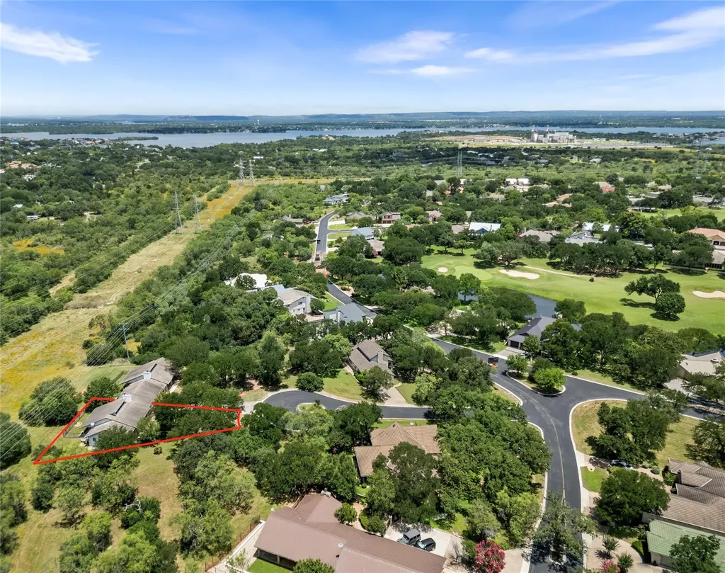 210 Teeoff Horseshoe Bay TX 78657