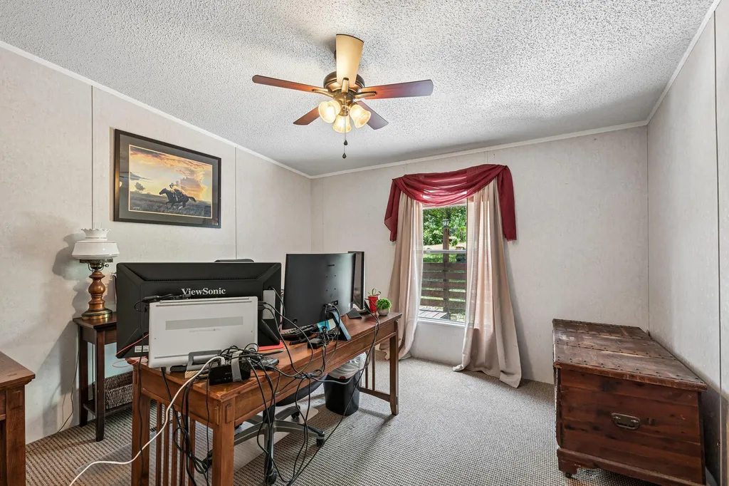 541 Hidden Oaks Drive Elgin TX 78621