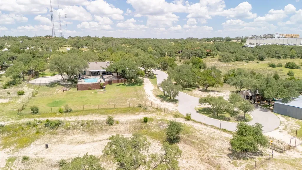 110 Longhorn Lane Dripping Springs TX 78620