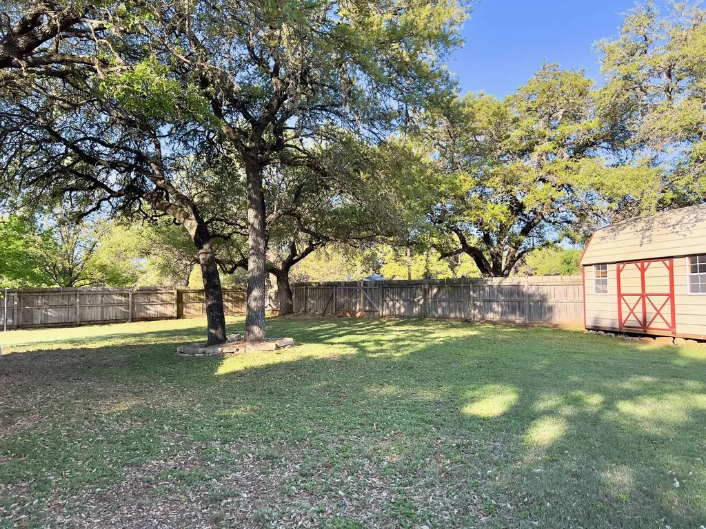 1309 10th Street Blanco TX 78606