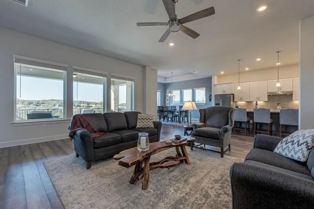 16704 Horondelle Drive Austin TX 78738