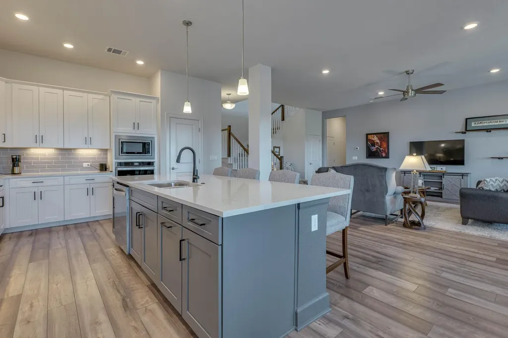 16704 Horondelle Drive Austin TX 78738