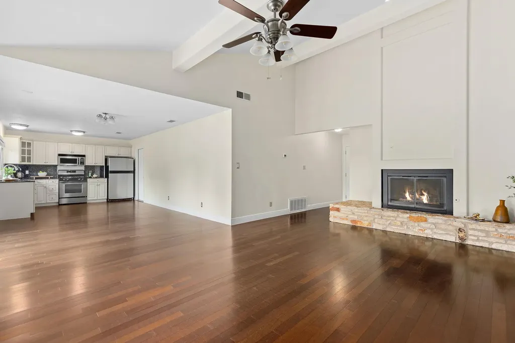 11707 Shoshone Drive Austin TX 78759