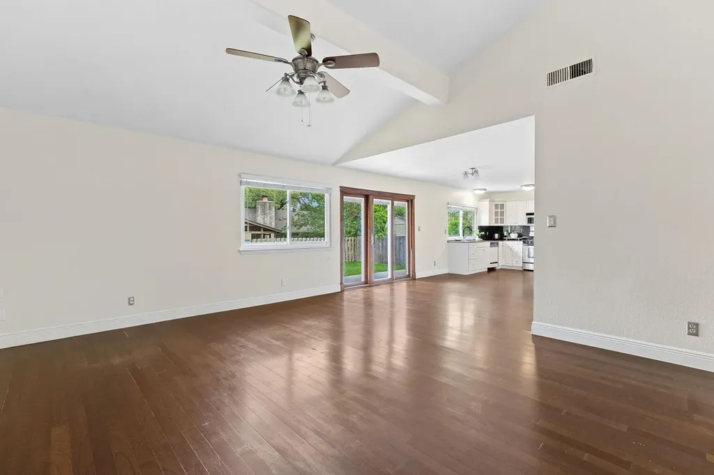 11707 Shoshone Drive Austin TX 78759