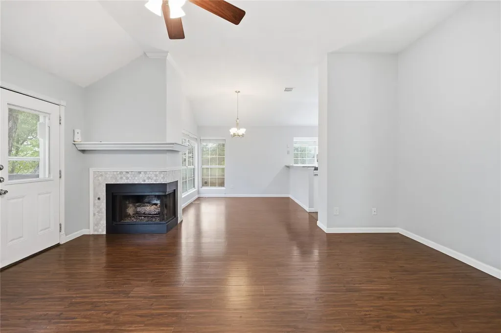 2922 Wickersham Lane Austin TX 78741