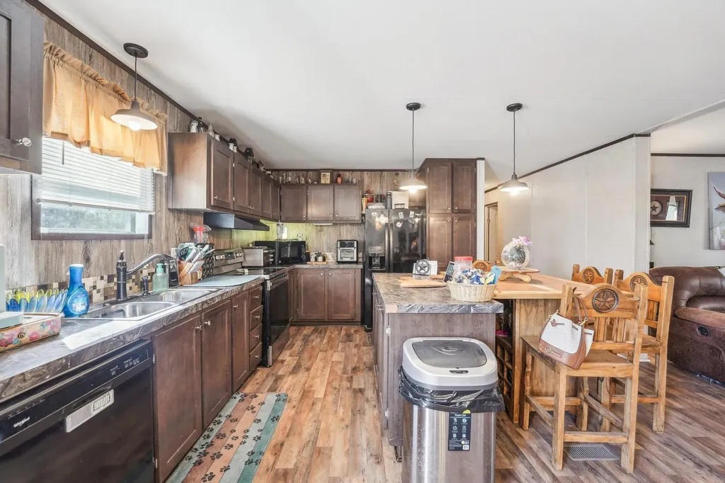 837 Southwood Drive Horseshoe Bay TX 78657