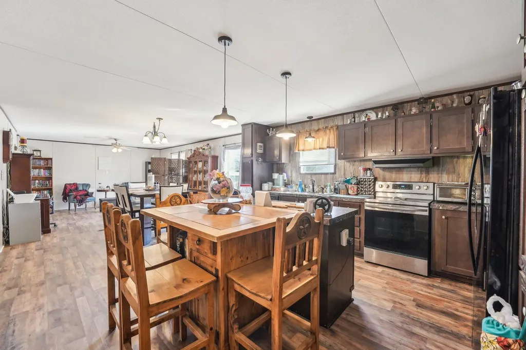 837 Southwood Drive Horseshoe Bay TX 78657