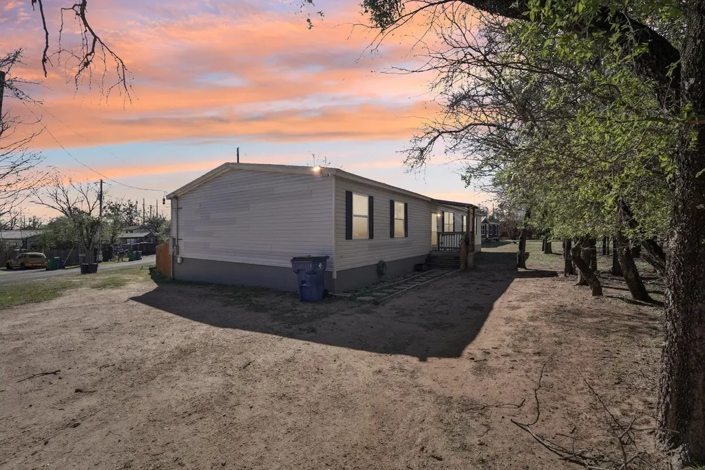 837 Southwood Drive Horseshoe Bay TX 78657