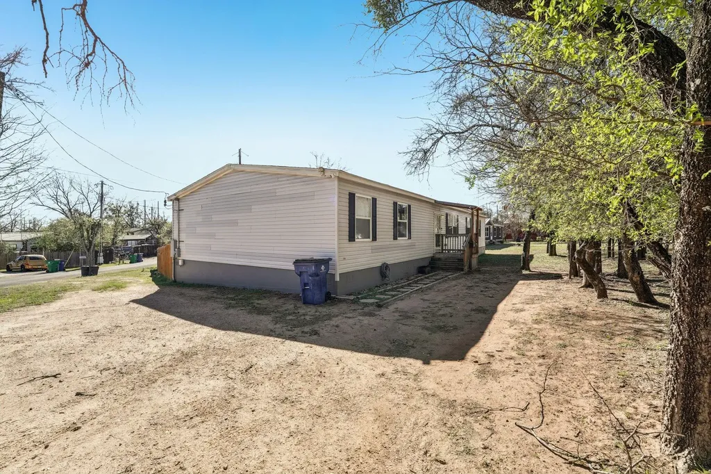 837 Southwood Drive Horseshoe Bay TX 78657