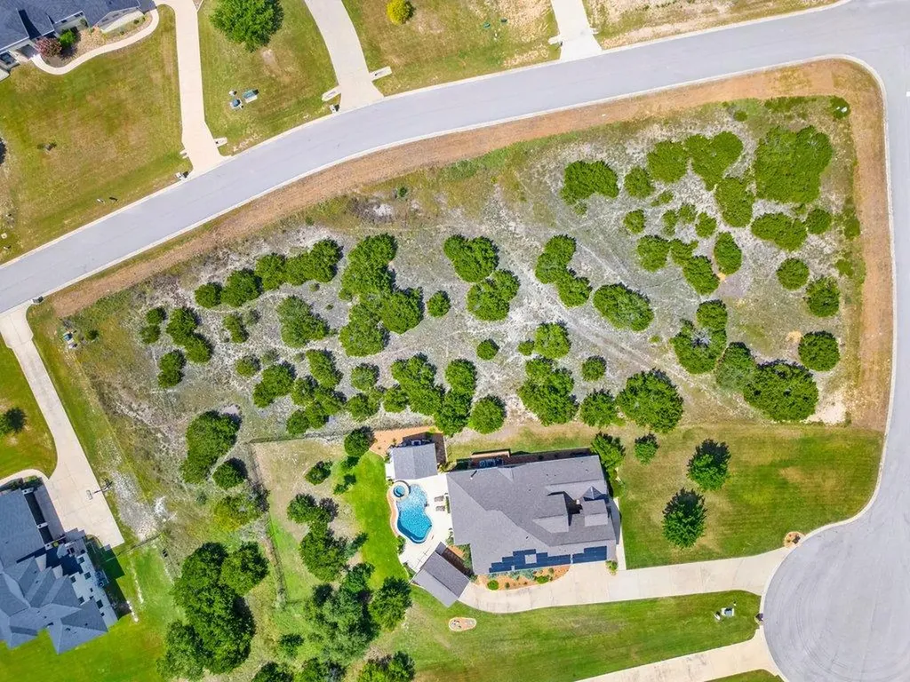 270 Honey Locust Court Driftwood TX 78619