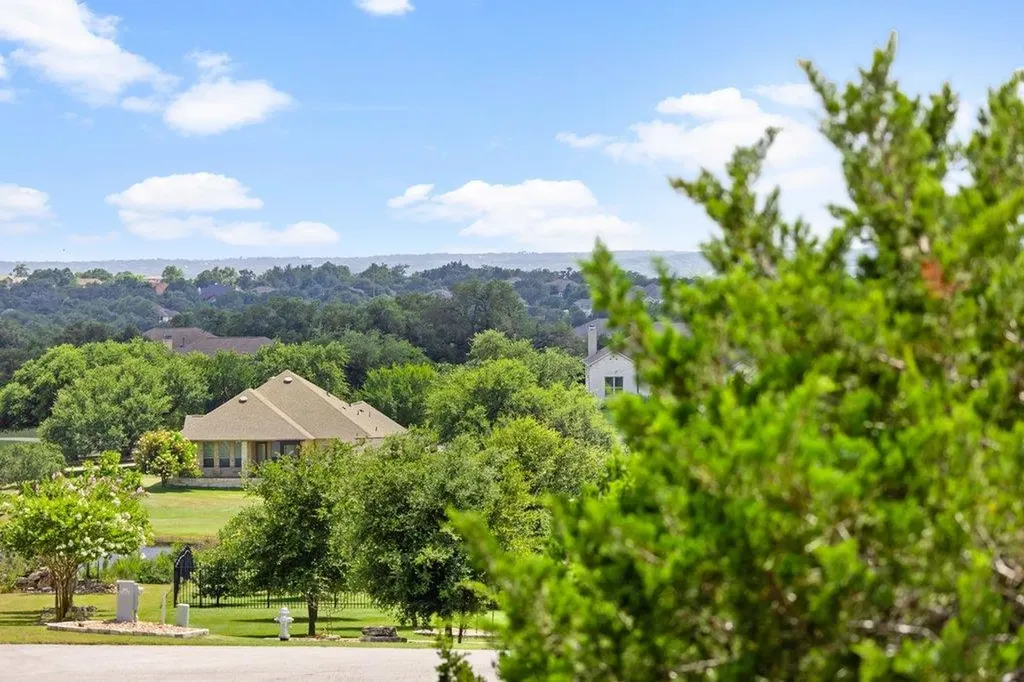 270 Honey Locust Court Driftwood TX 78619