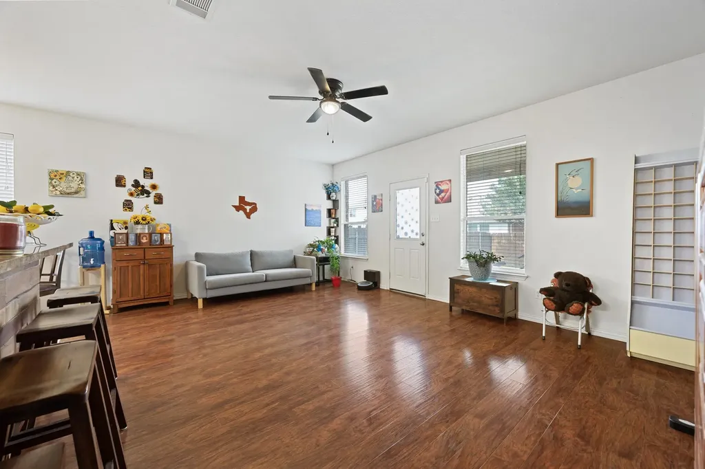 20316 Merlin Falcon Trail Pflugerville TX 78660