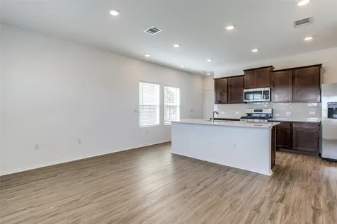 7133 Spotted Leaf Way Del Valle TX 78617