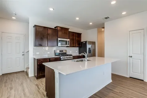 7133 Spotted Leaf Way Del Valle TX 78617