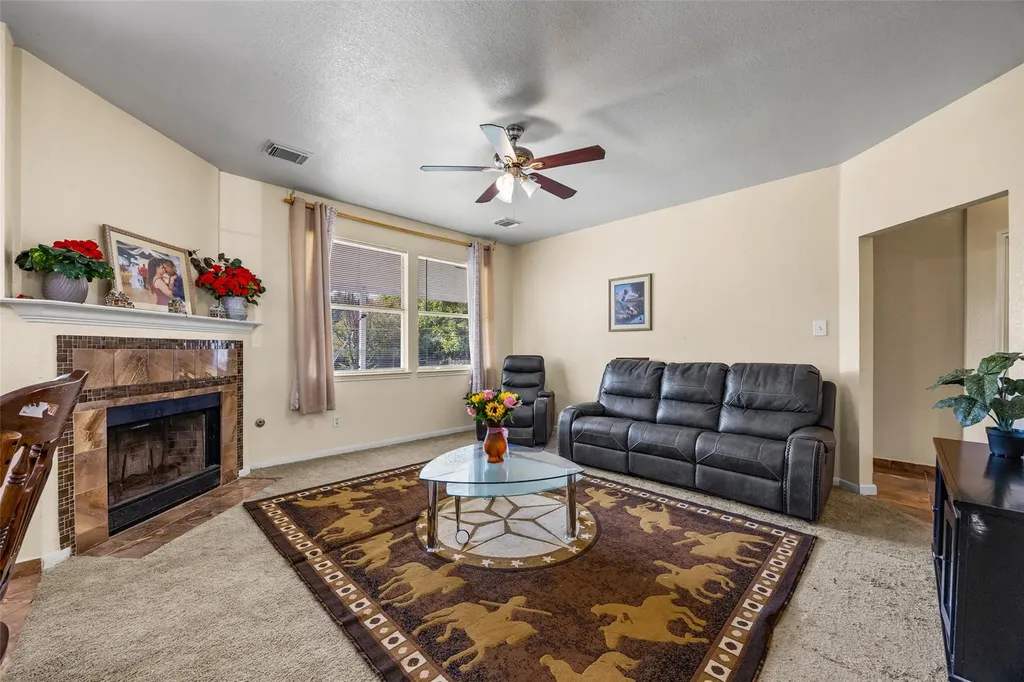 801 Brown Drive Pflugerville TX 78660
