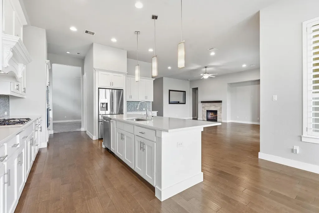 156 Noahs Court Austin TX 78737