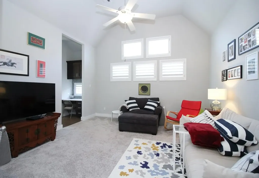 156 Noahs Court Austin TX 78737
