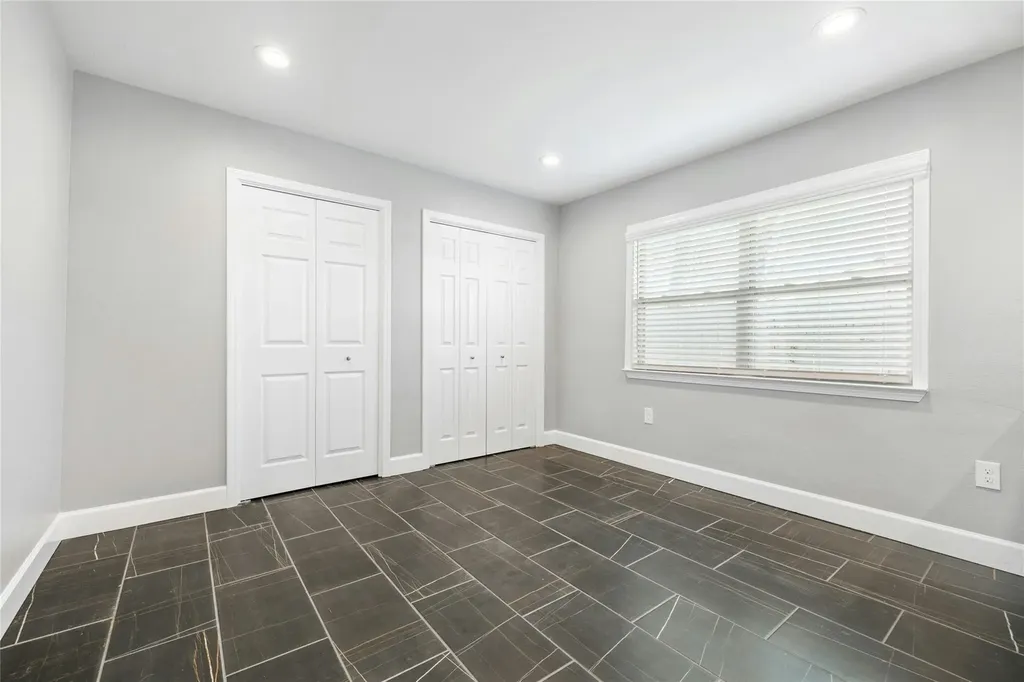 5503 Manor Road Austin TX 78723