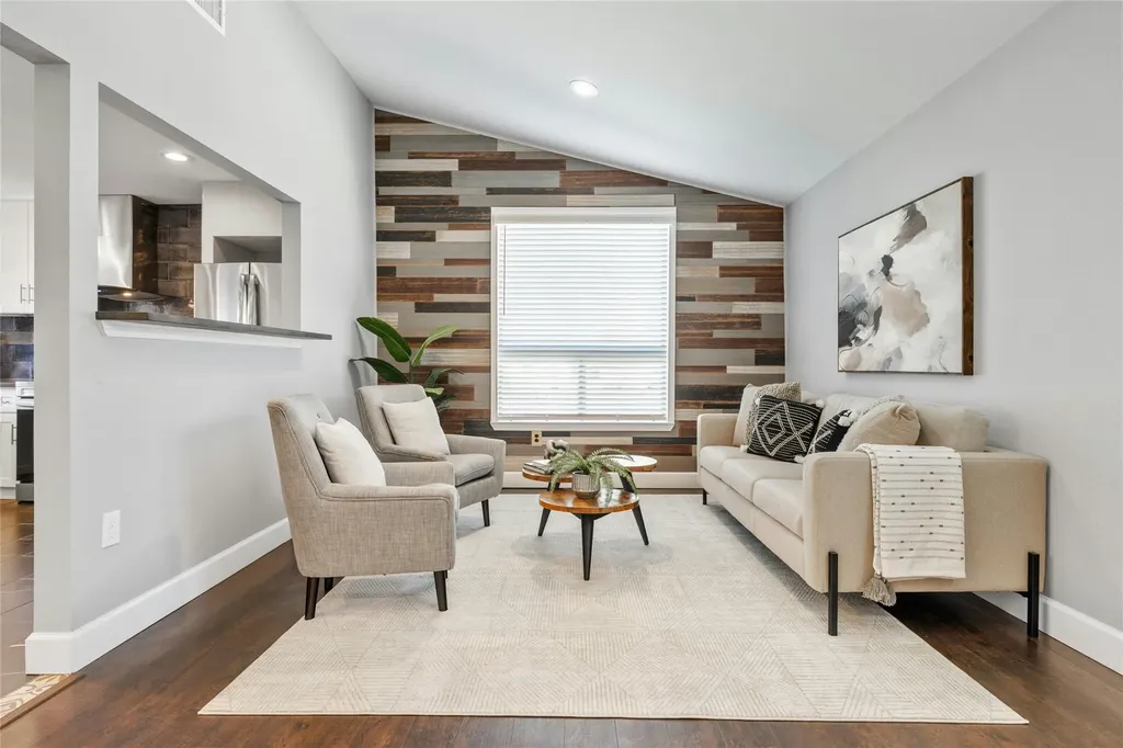 5503 Manor Road Austin TX 78723