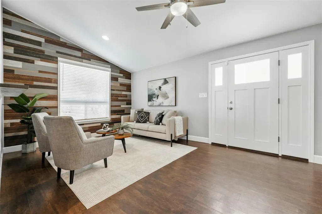 5503 Manor Road Austin TX 78723