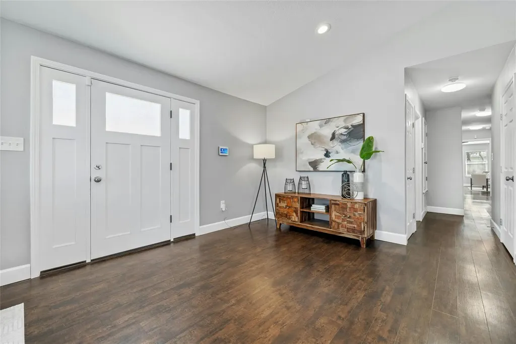 5503 Manor Road Austin TX 78723