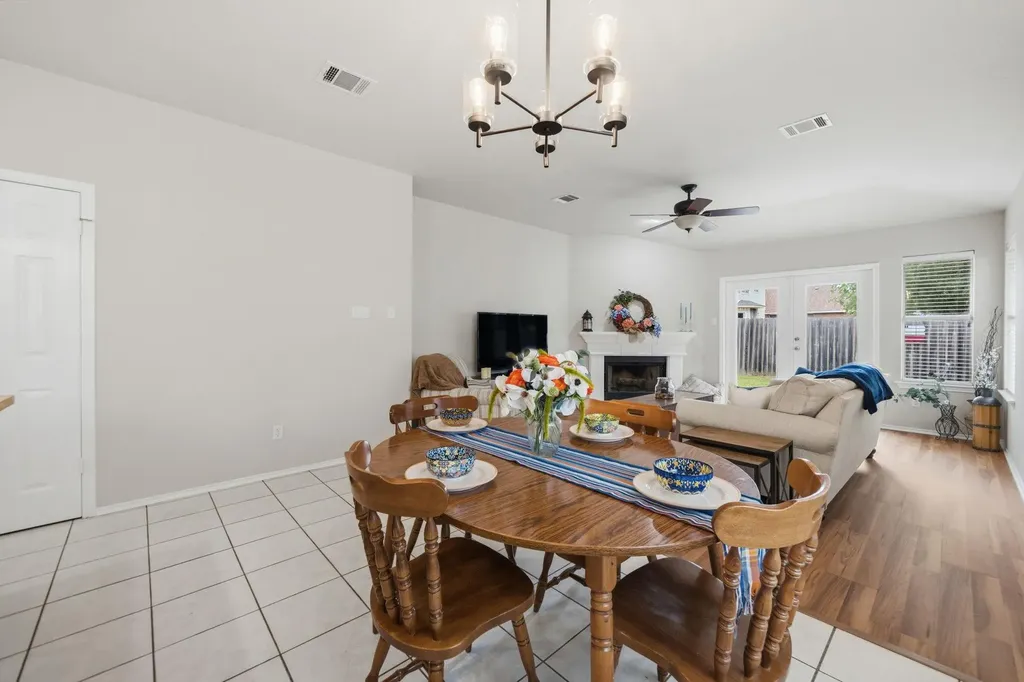 3704 Kissman Drive Austin TX 78728
