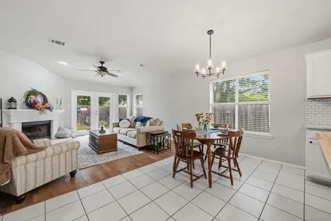 3704 Kissman Drive Austin TX 78728