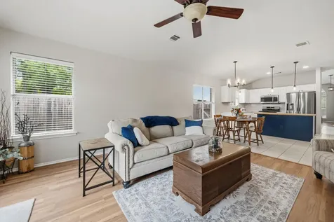 3704 Kissman Drive Austin TX 78728