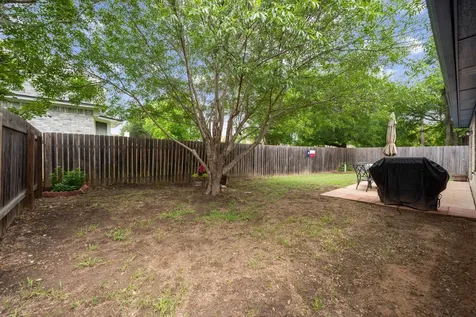 3704 Kissman Drive Austin TX 78728