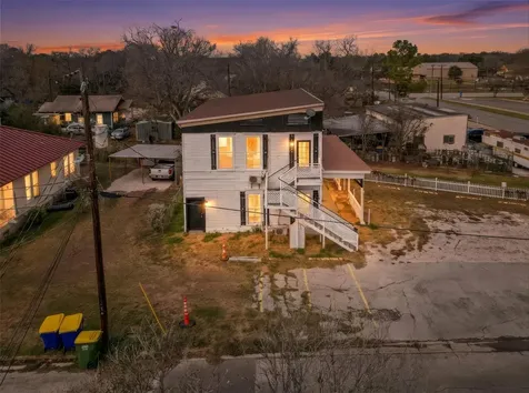 901 N Saint Joseph Street Gonzales TX 78629