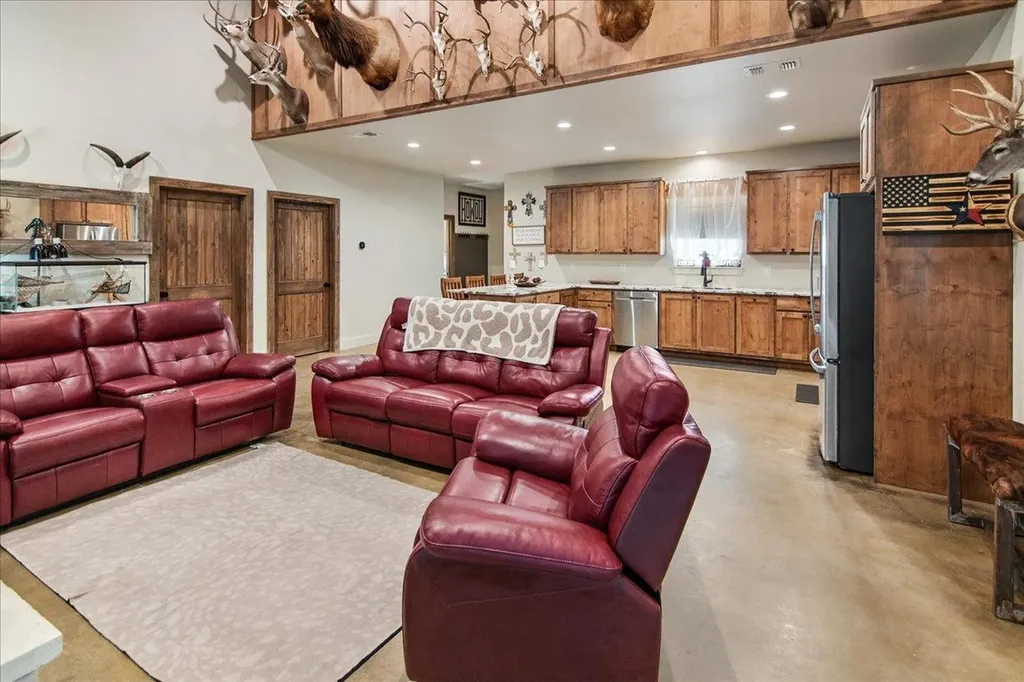 3411 Concho Trail Kingsland TX 78639