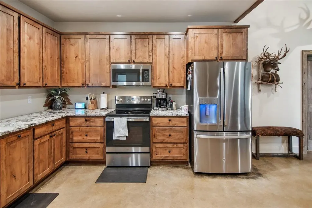 3411 Concho Trail Kingsland TX 78639