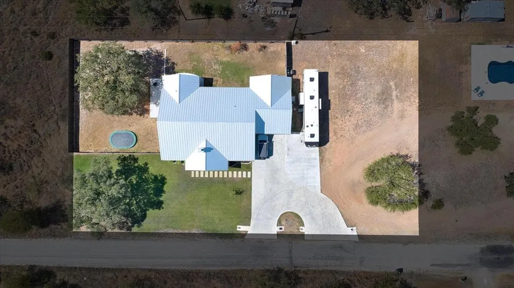 3411 Concho Trail Kingsland TX 78639