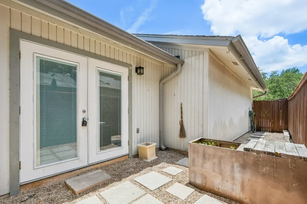 4202 Hudson Bend Road Austin TX 78734