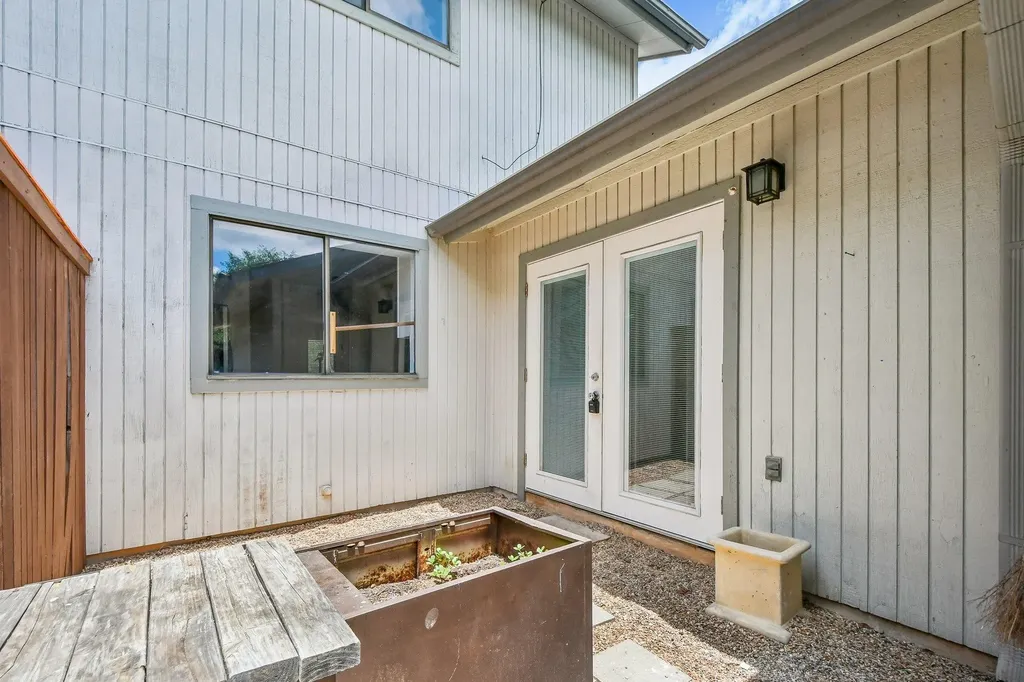 4202 Hudson Bend Road Austin TX 78734