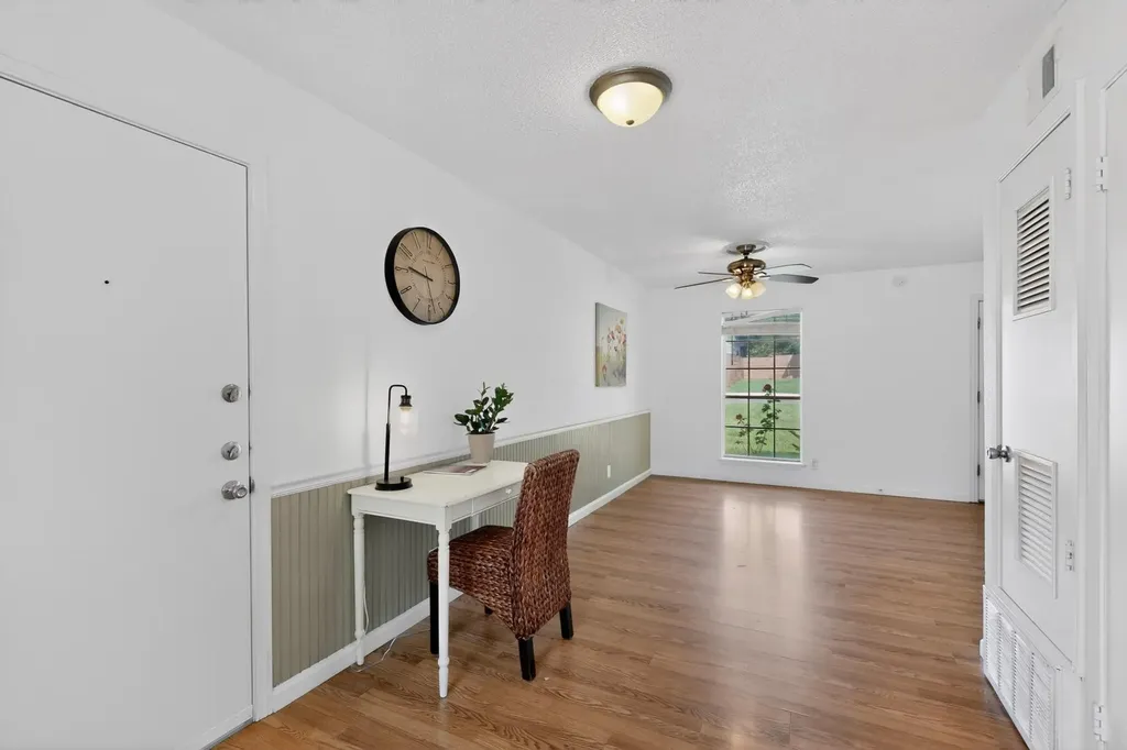 6407 Cannonleague Drive Austin TX 78745