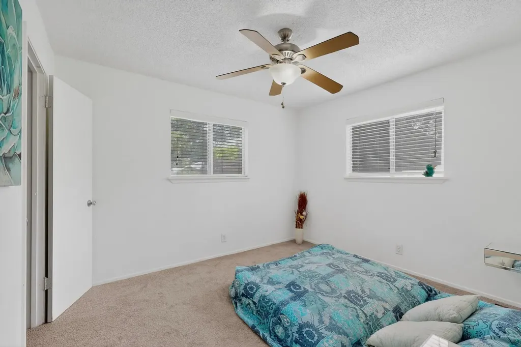 6407 Cannonleague Drive Austin TX 78745