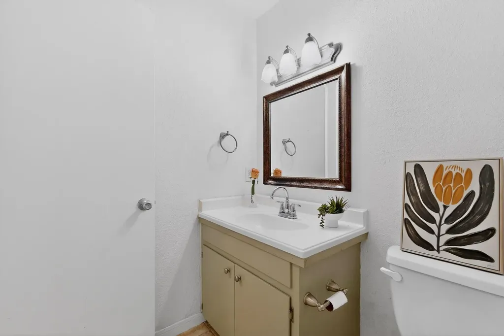 6407 Cannonleague Drive Austin TX 78745