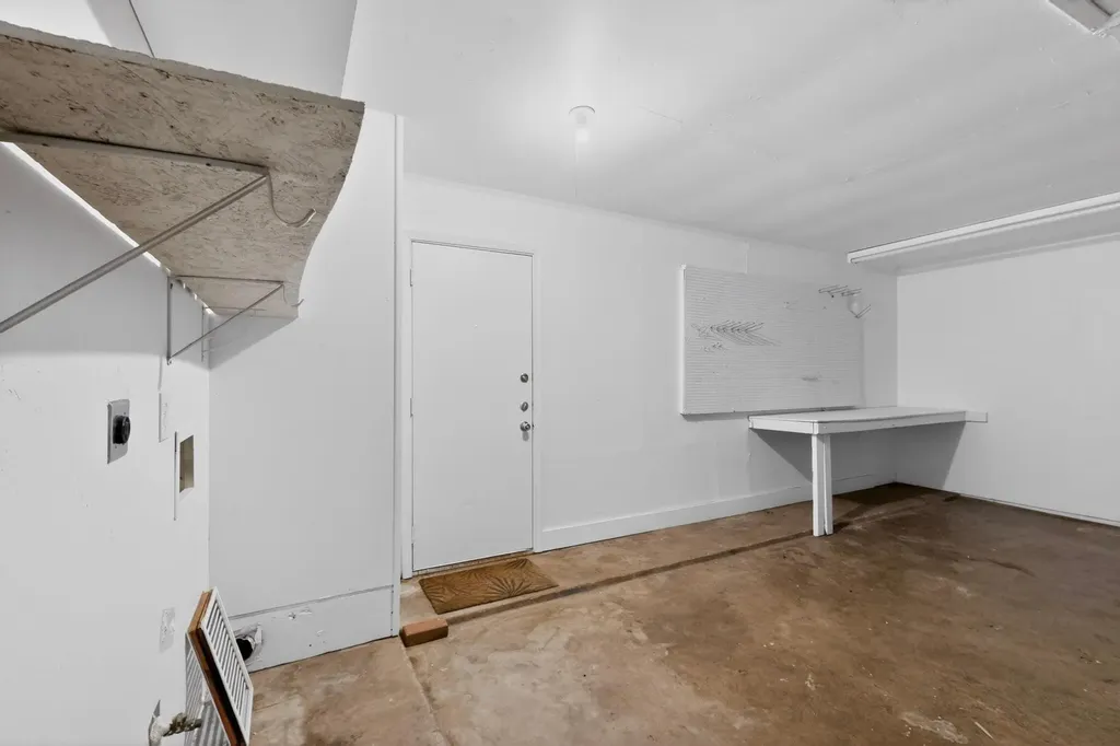 6407 Cannonleague Drive Austin TX 78745