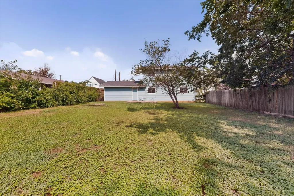 6407 Cannonleague Drive Austin TX 78745