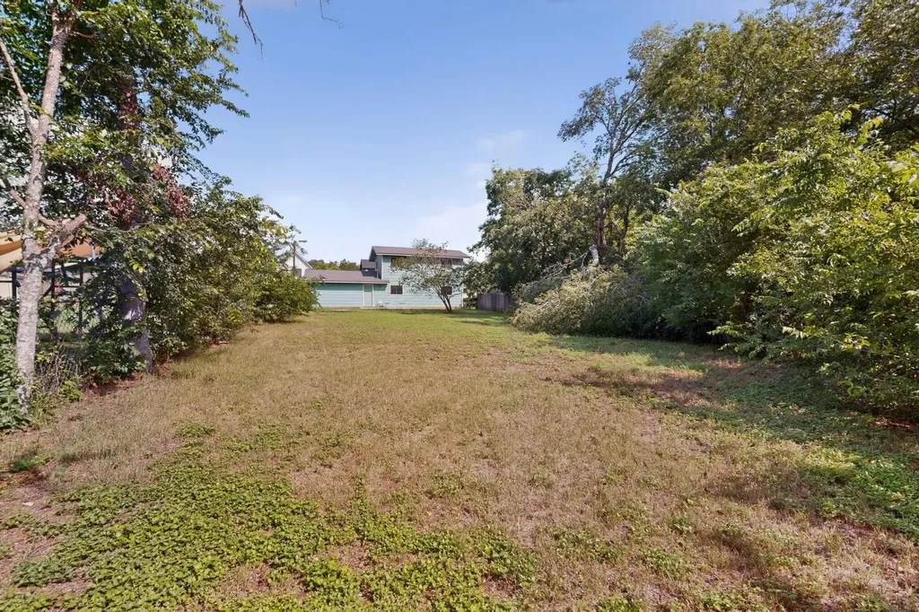 6407 Cannonleague Drive Austin TX 78745