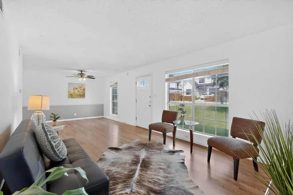 6407 Cannonleague Drive Austin TX 78745