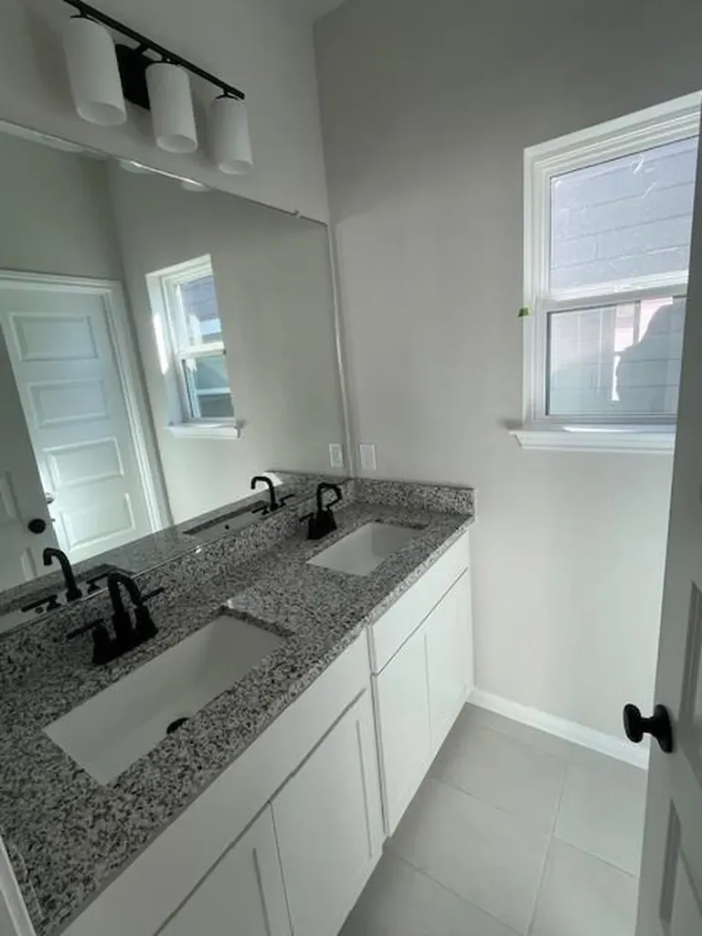 328 Blue Oasis Lane Leander TX 78641