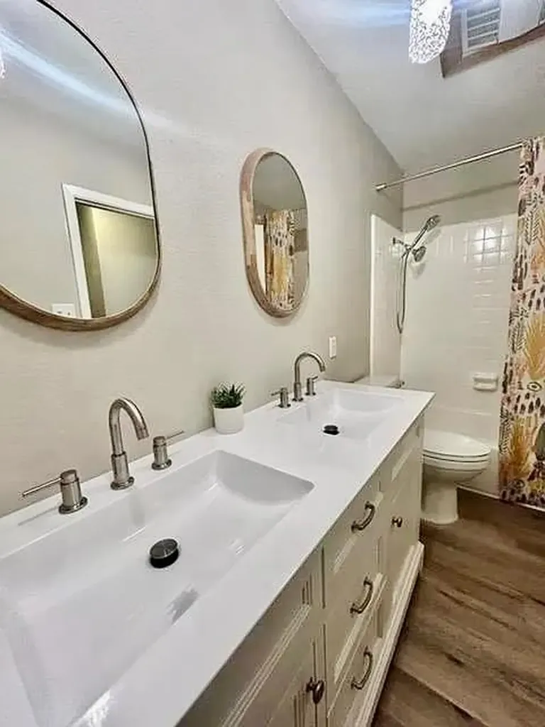 9511 Meadowheath Drive Austin TX 78729